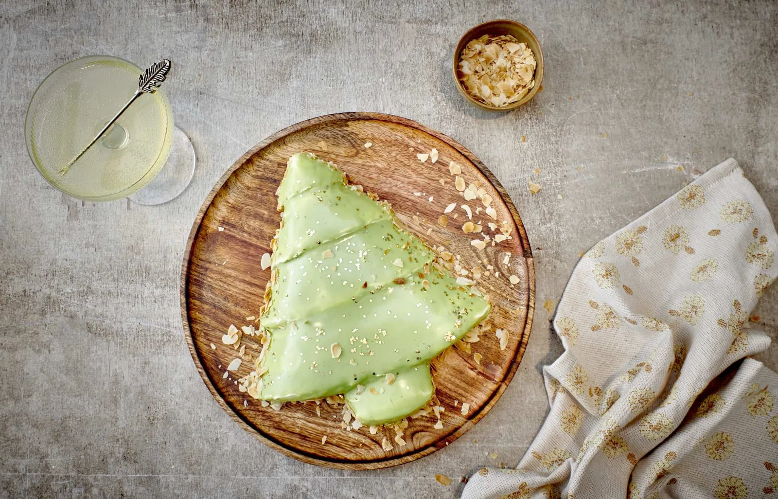 Christmas Tree Cake