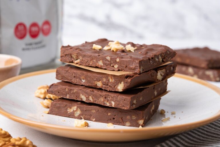 No Bake Chocolate Fudge Bar